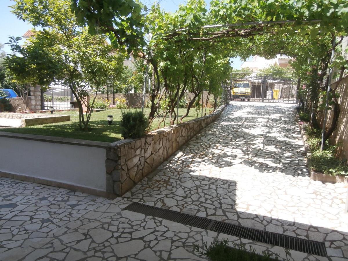Apartments Mira Krk Krk Town Bagian luar foto