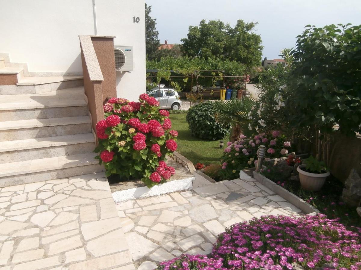Apartments Mira Krk Krk Town Bagian luar foto