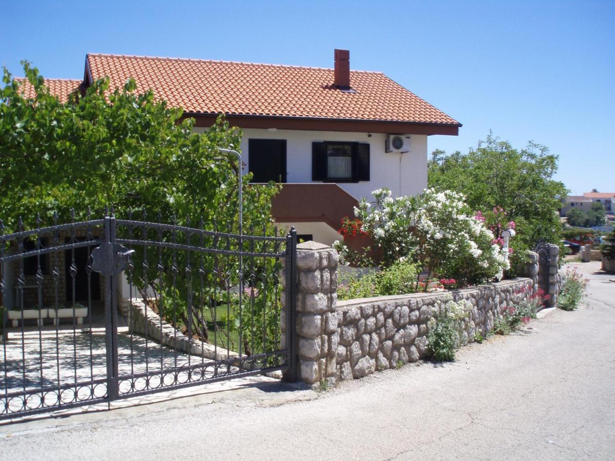Apartments Mira Krk Krk Town Bagian luar foto