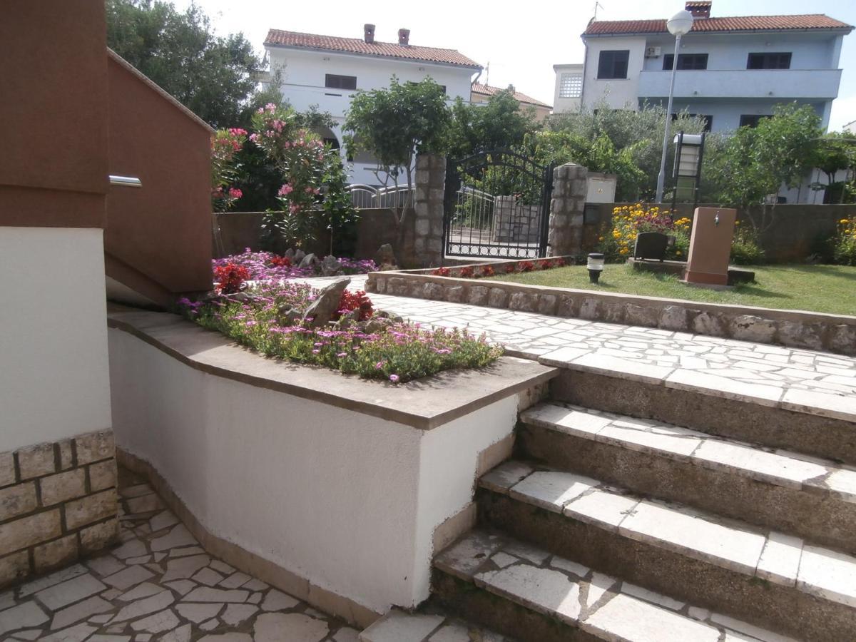 Apartments Mira Krk Krk Town Bagian luar foto