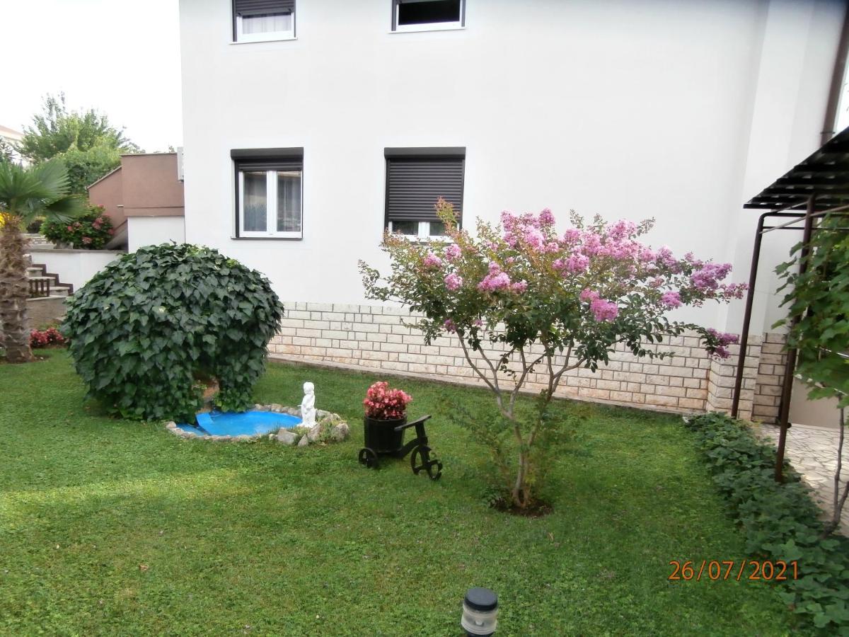 Apartments Mira Krk Krk Town Bagian luar foto